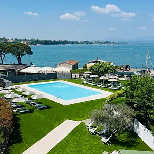 https://hotel-al-fiore.hotelinveneto.com